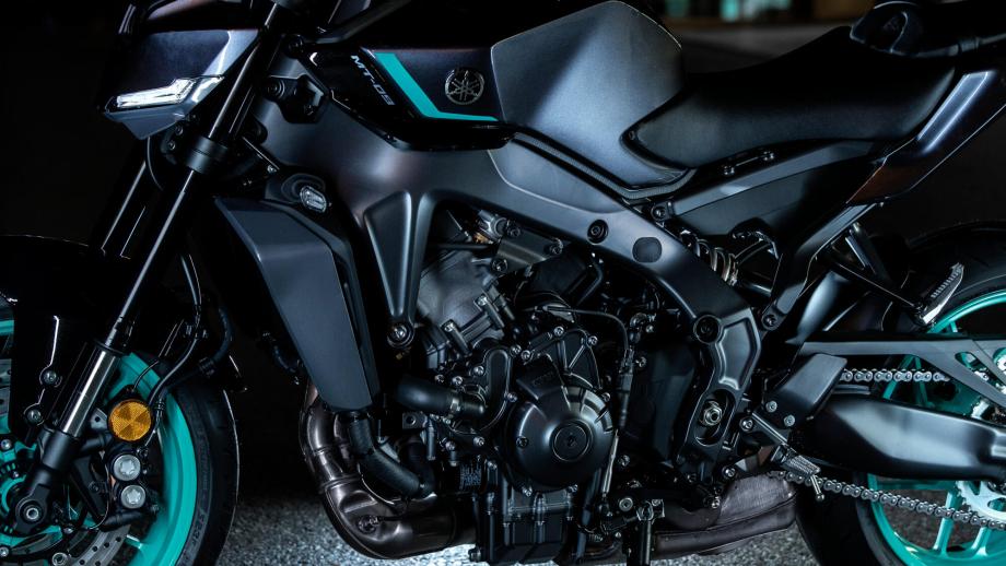 yamaha mt09-17