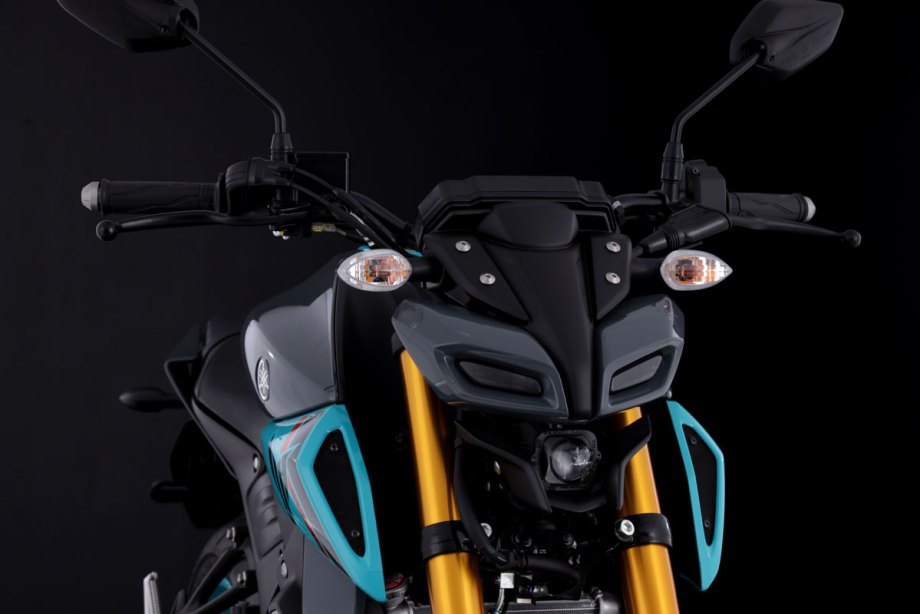yamaha mt15-11
