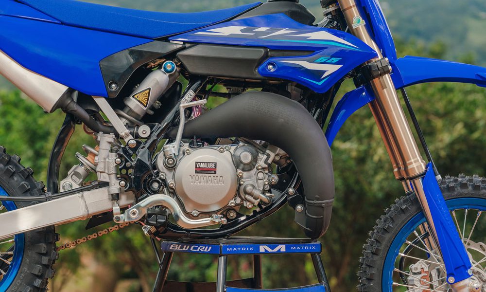 YAMAHA YR65